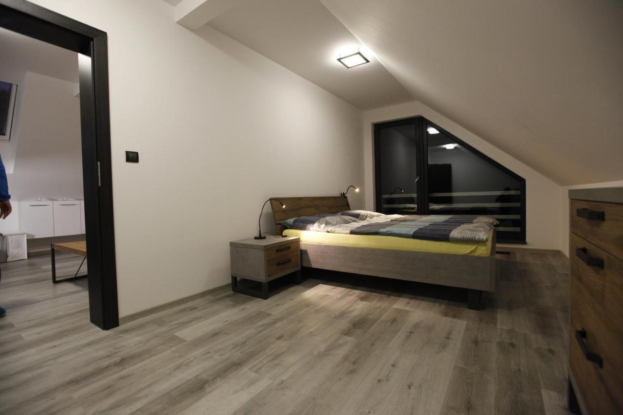 Apartment Peklo *